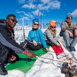 17 688098Ff3b57e212994f121c736f8593